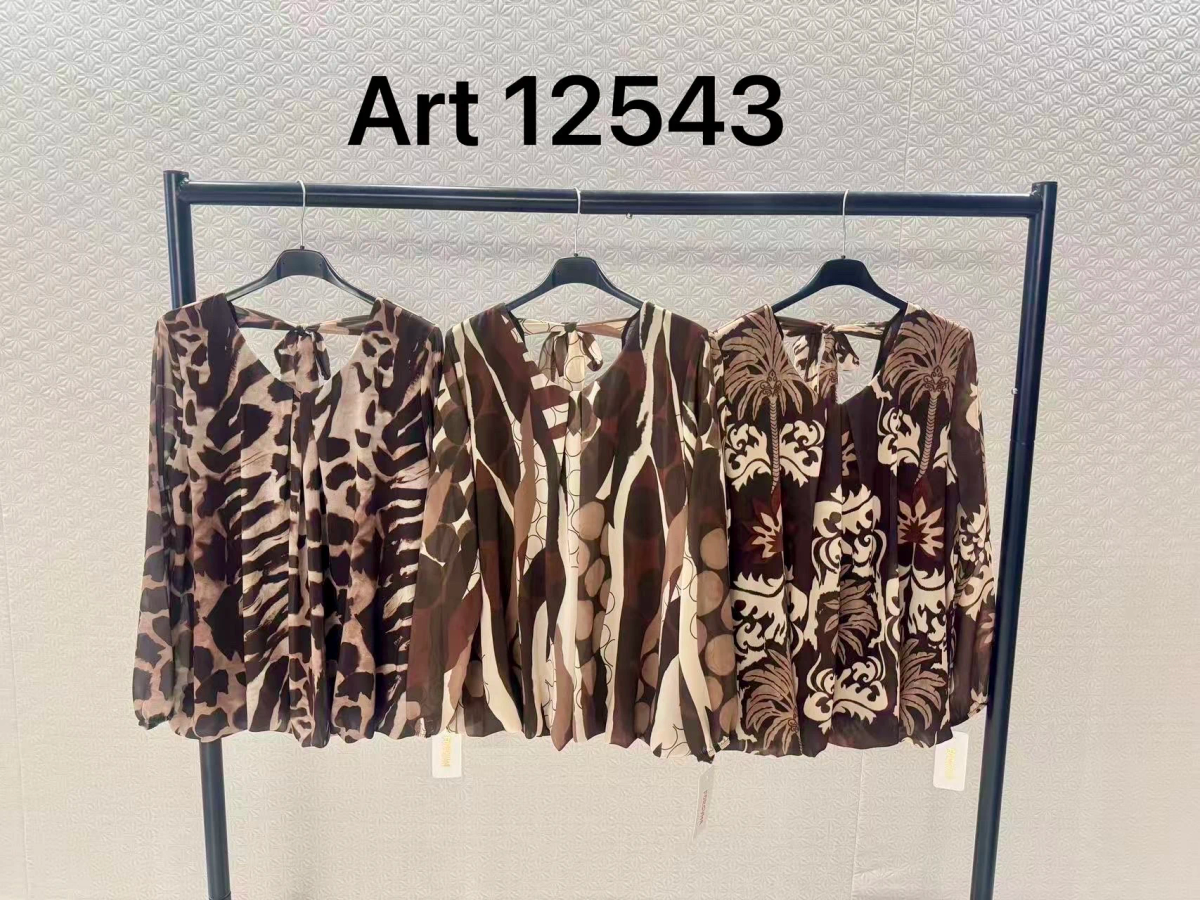 Flowy printed blouse with tied back, viscose lining 3