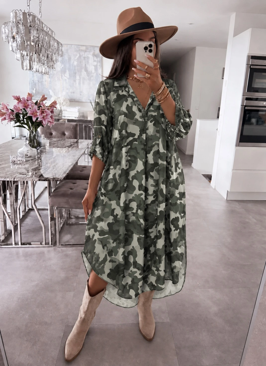 Robe chemise imprimée camouflage    – Coupe ample et fluide
