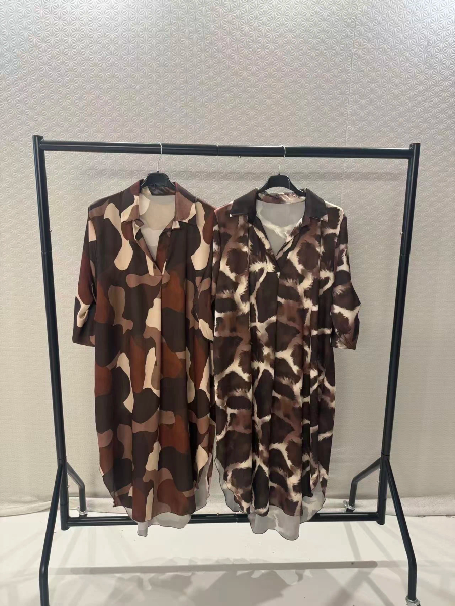 Bohemian printed shirt dress – loose and fluid cut 2