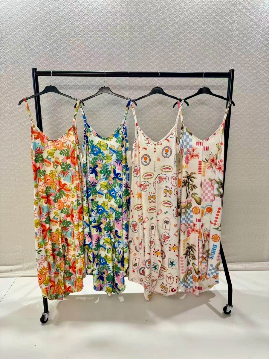 Combinaison à bretelle fluide imprimé matière effet maillot de bain 2