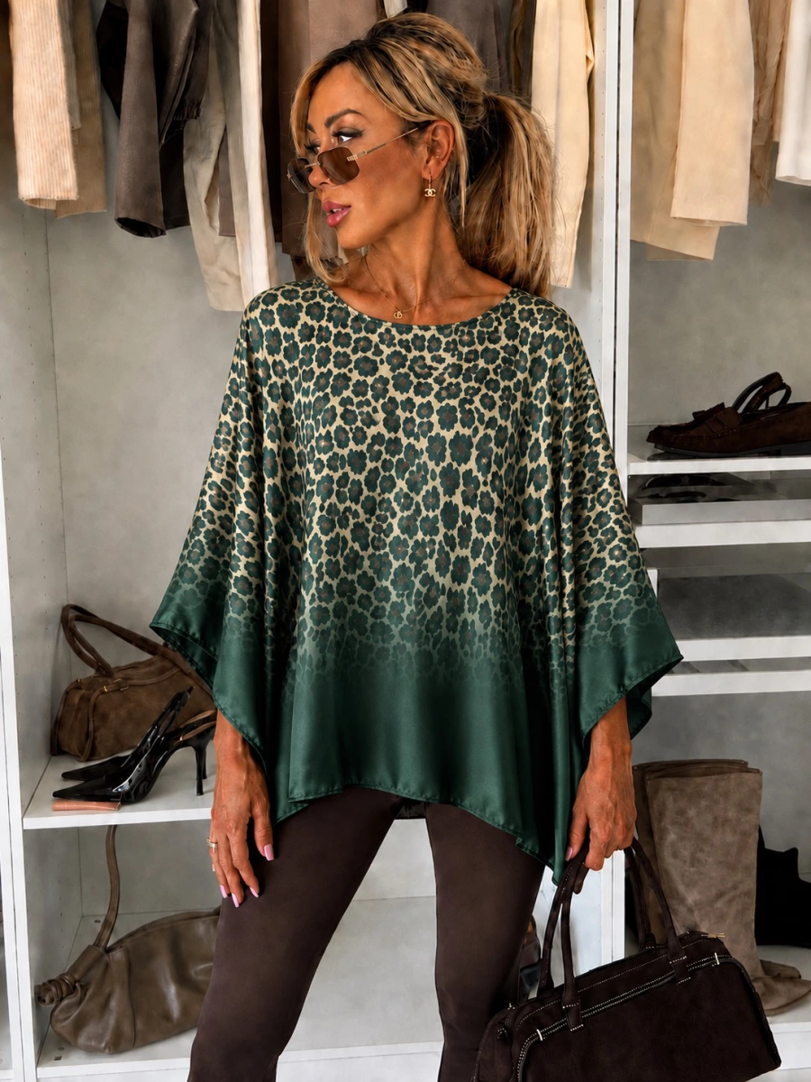 Blouse satinée imprimé léopard oversize