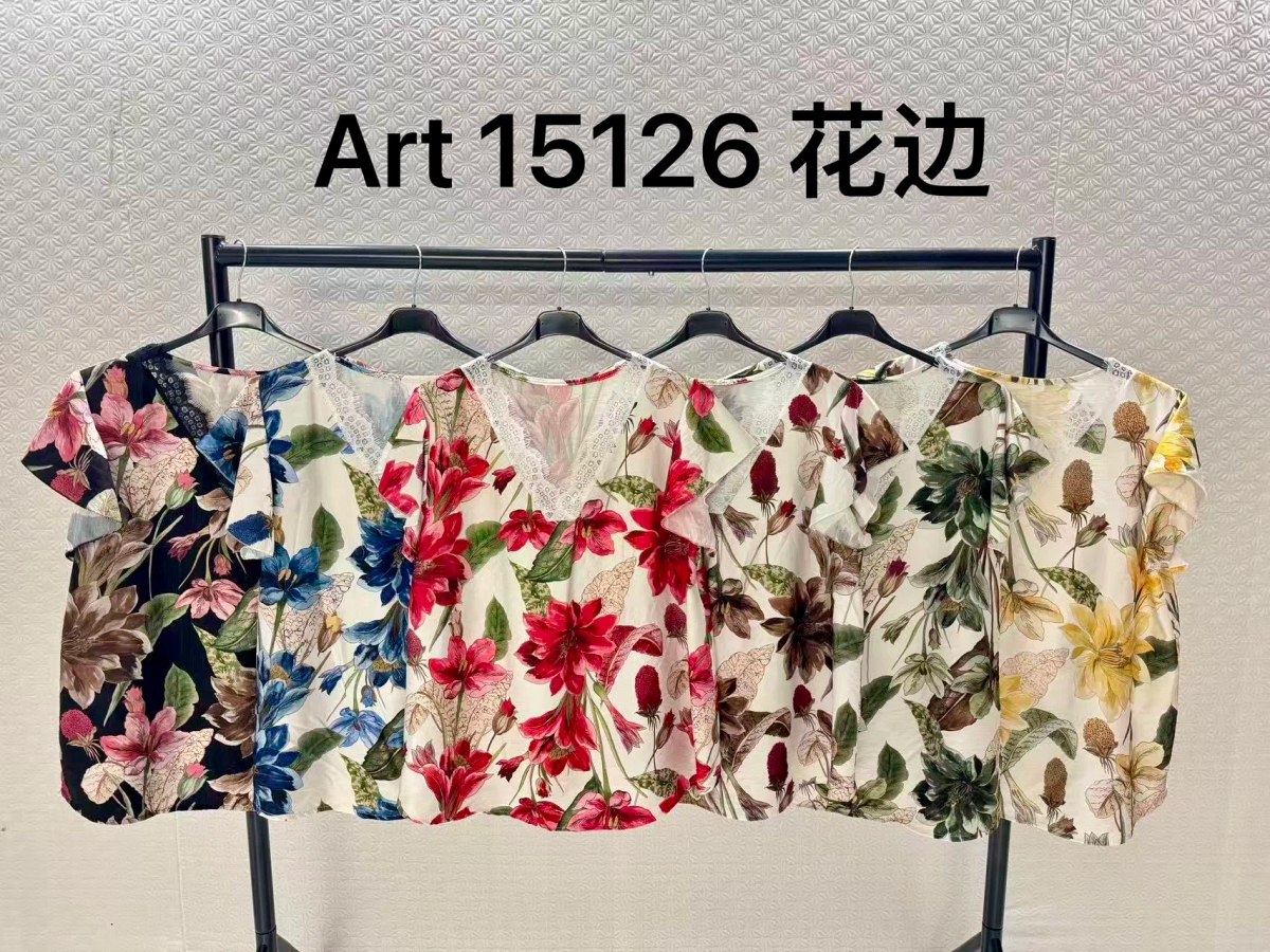 Top col V dentelle imprimé fleuri 2