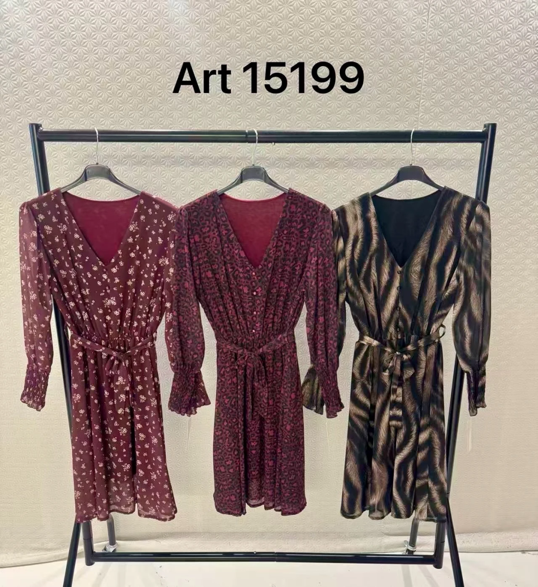 Robe  col V boutonnés  à manches longues imprimé 2