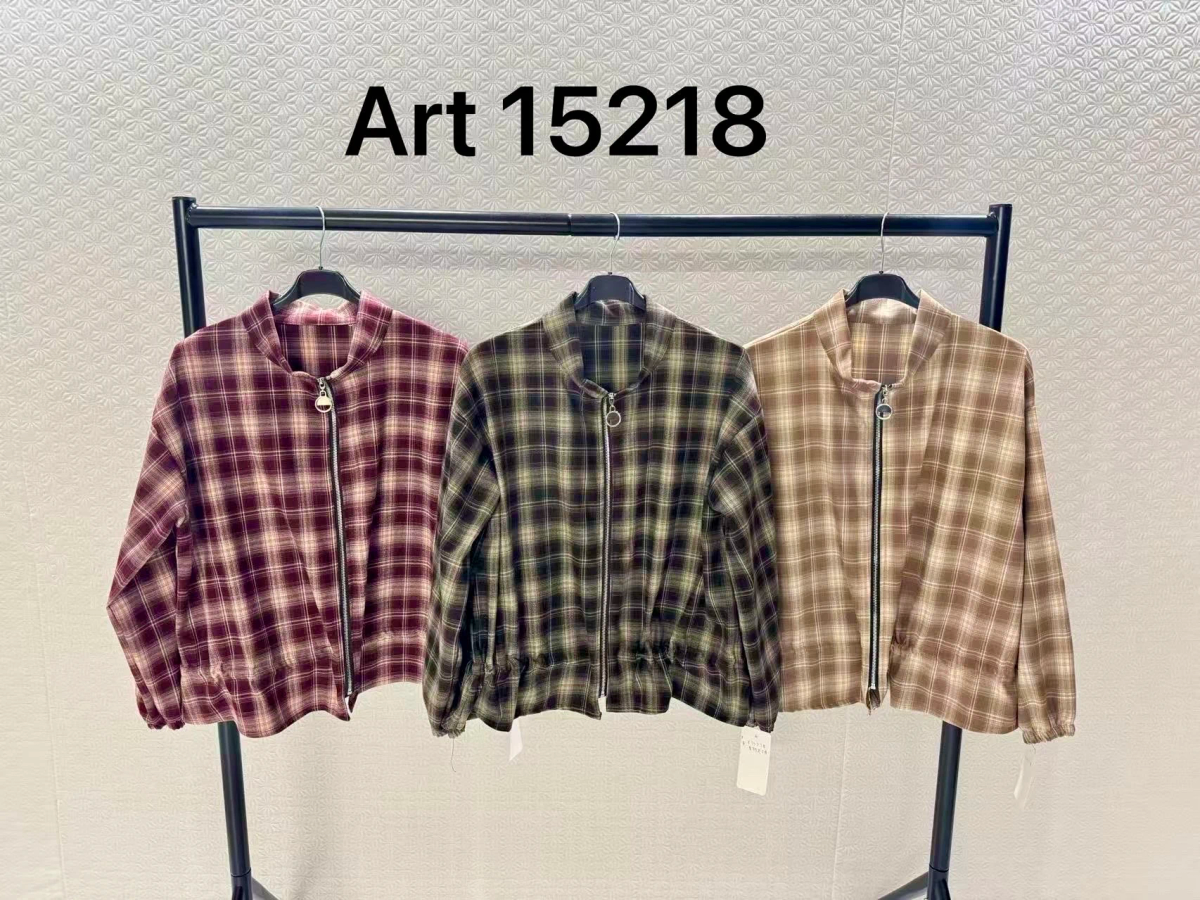 Plaid zip-up jacket with drawstring 2