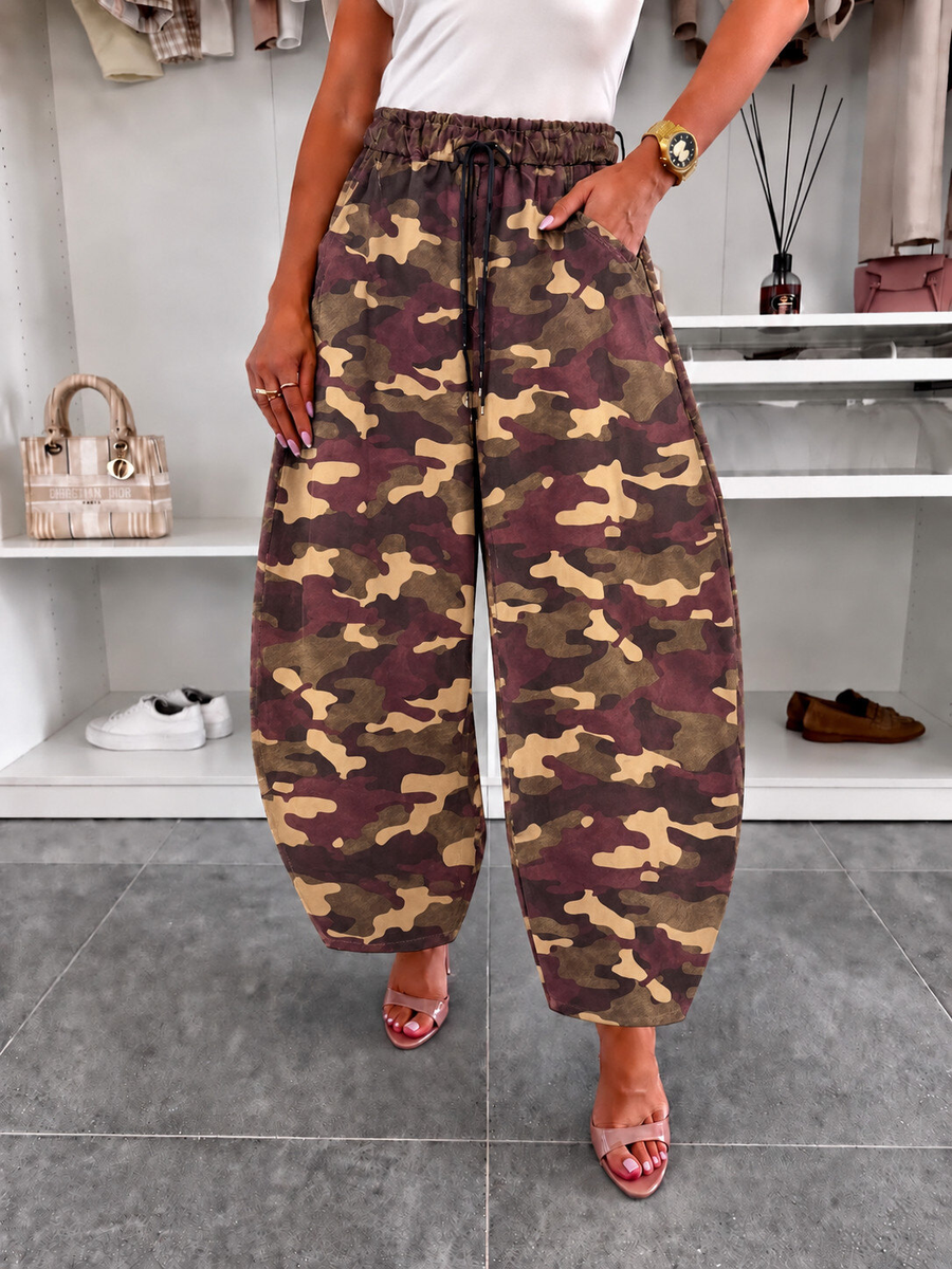 Pantalon ballon en suédine imprimé camouflage taille élastiquée