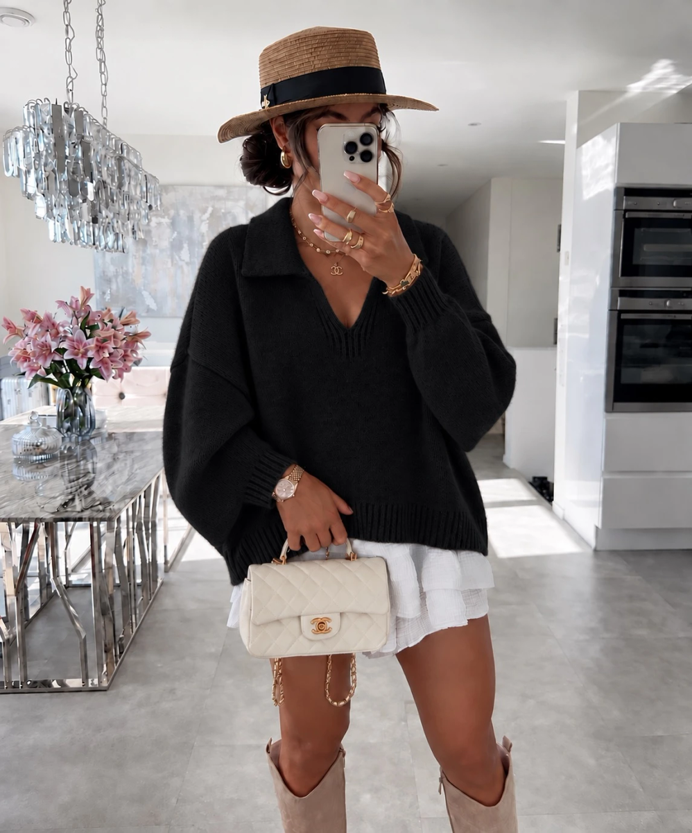 Pull en Maille Douce à Col Polo Ouvert – Coupe Ample