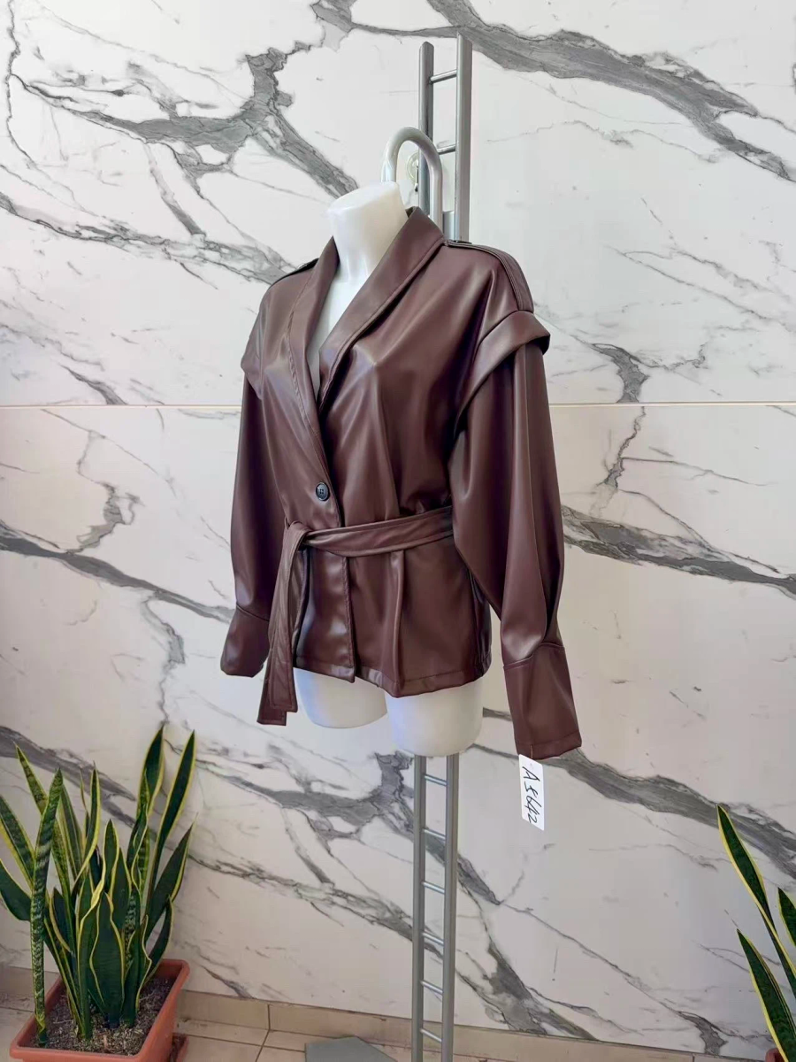 Veste en simili cuir à ceinture nouée 3