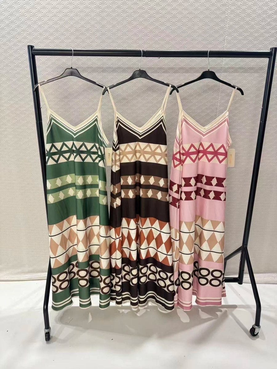 Flowy bohemian polka dot print dress 2