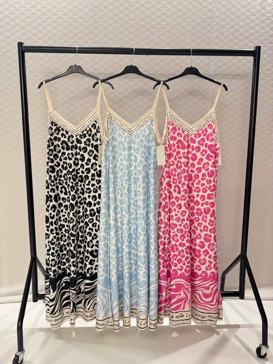 Flowy bohemian polka dot print dress 2