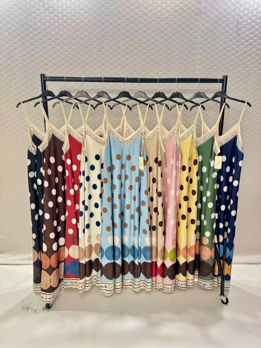 Flowy bohemian polka dot print dress 2