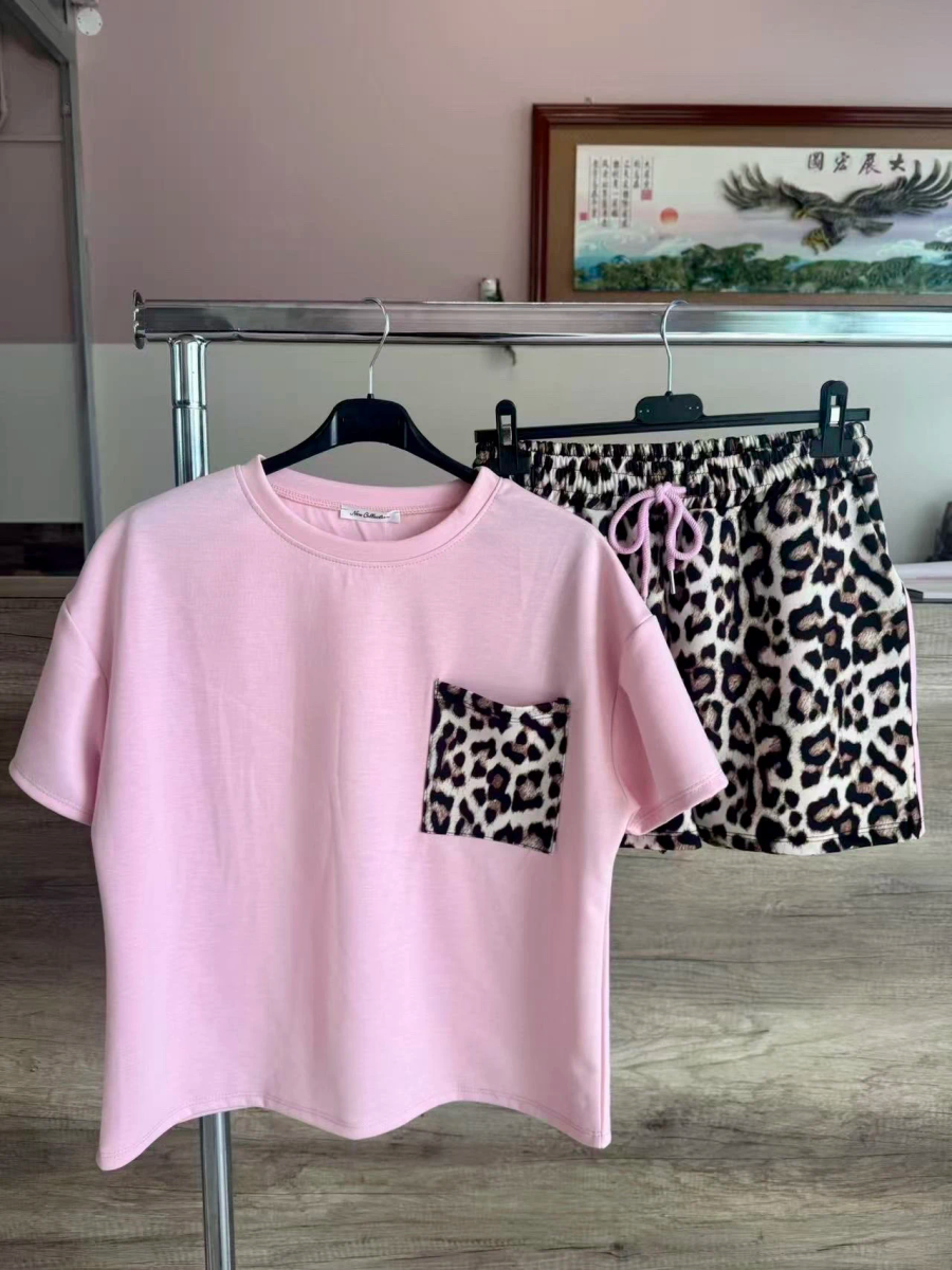 Ensemble  short à bande  motif léopard 2