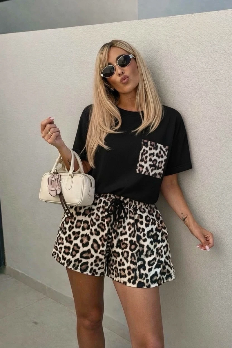 Ensemble short à bande motif léopard