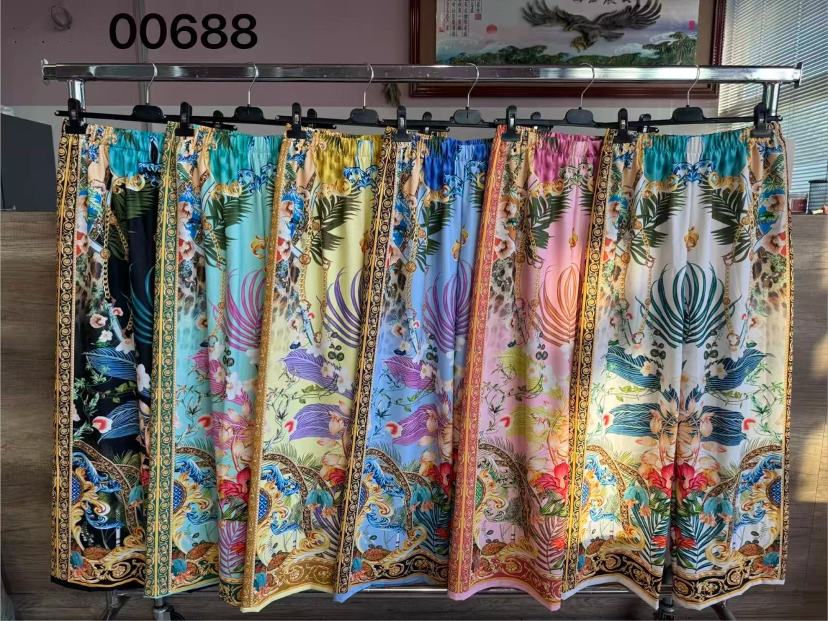 Wide tropical print pants 2