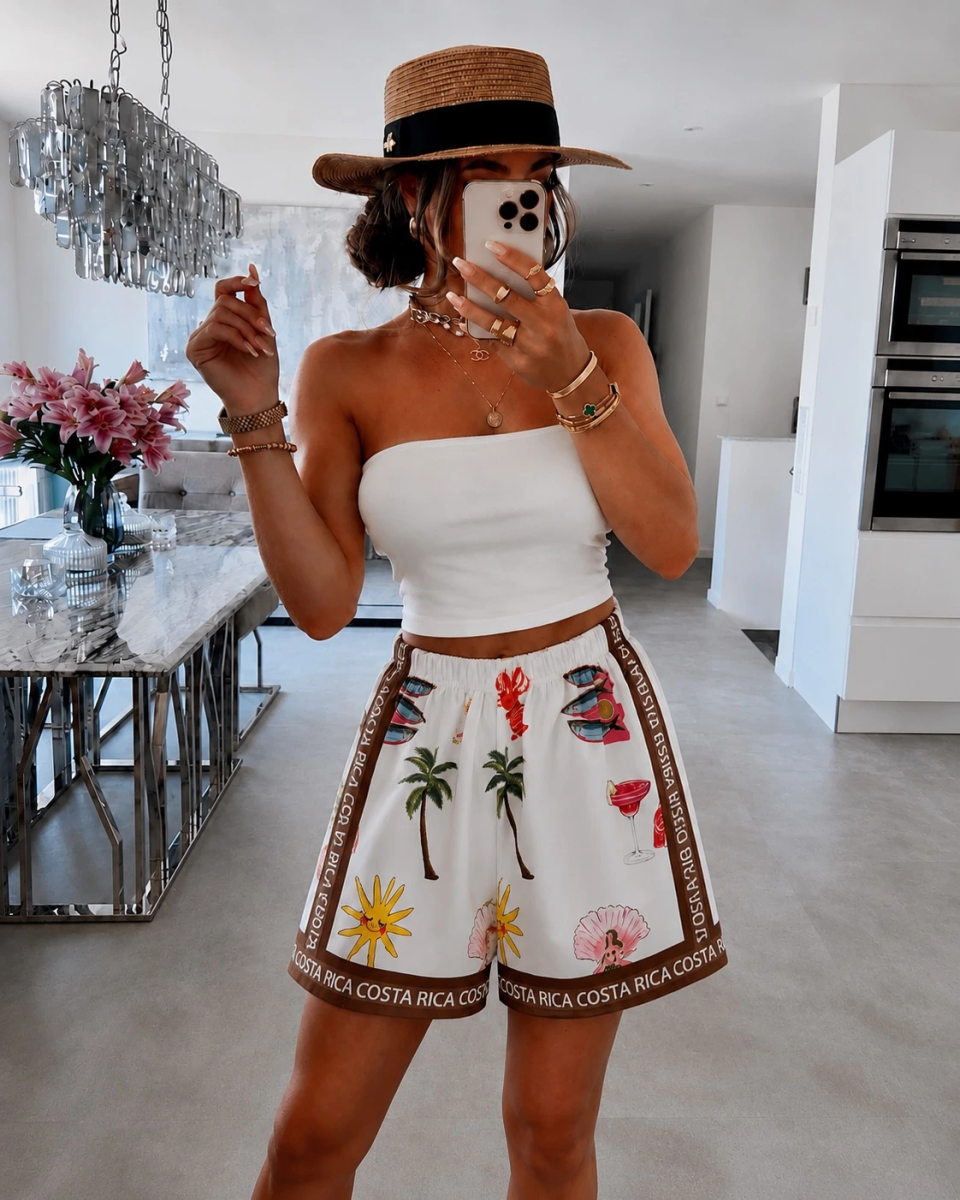 Tropical shorts – bohemian chic print