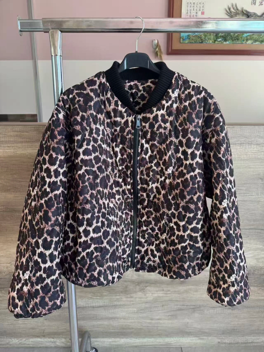 Oversized leopard bomber jacket 2
