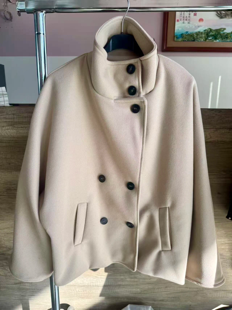 Manteau effet laine à col montant et boutonnage 2