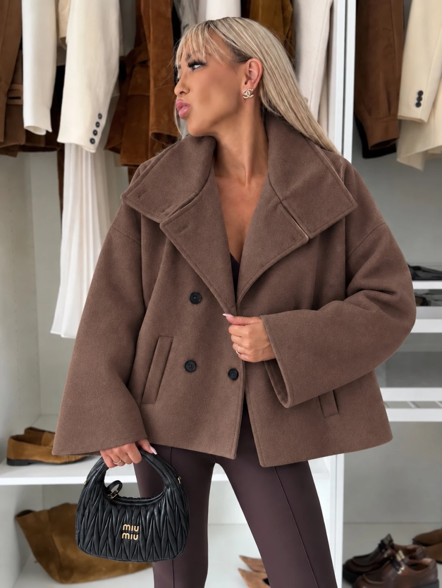Manteau effet laine à col et boutonnage