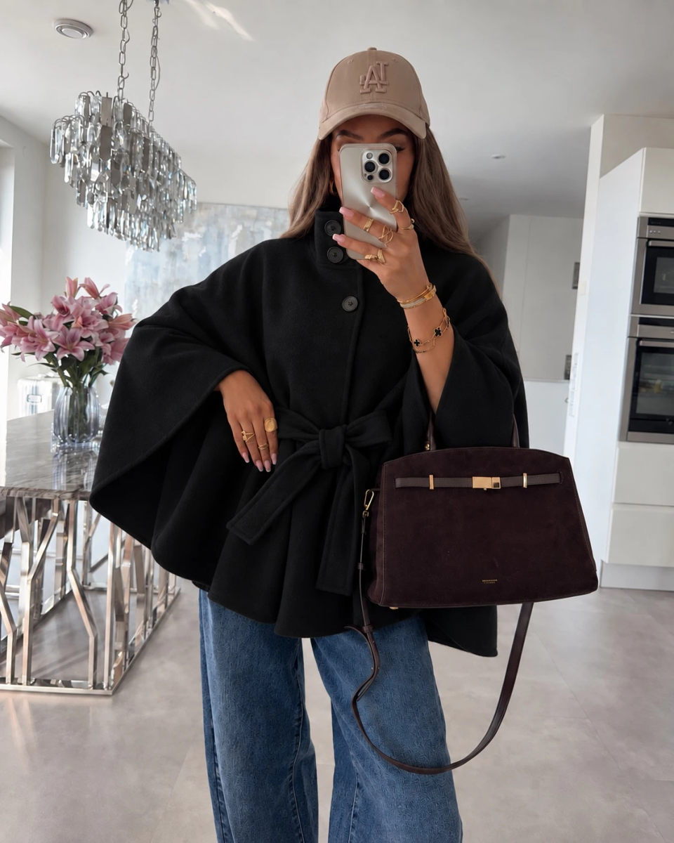 Poncho cape ample à col montant boutonné et ceinture à nouer