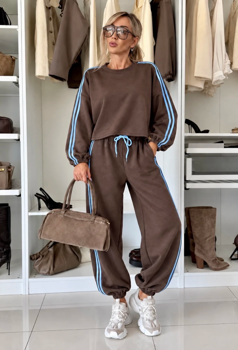 Ensemble jogging ample à doubles bandes contrastantes