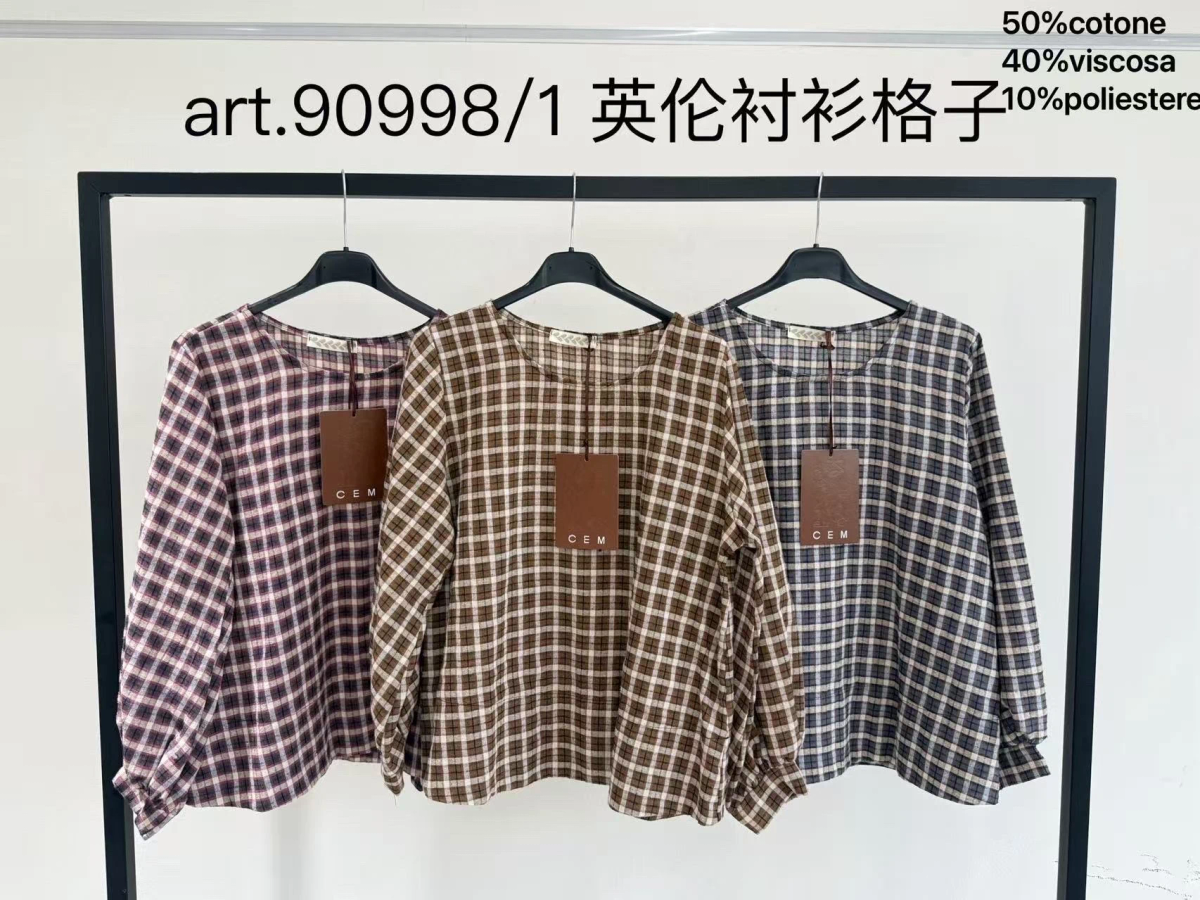 Blouse coton à carreaux manches longues – Col rond – Coupe fluide 2