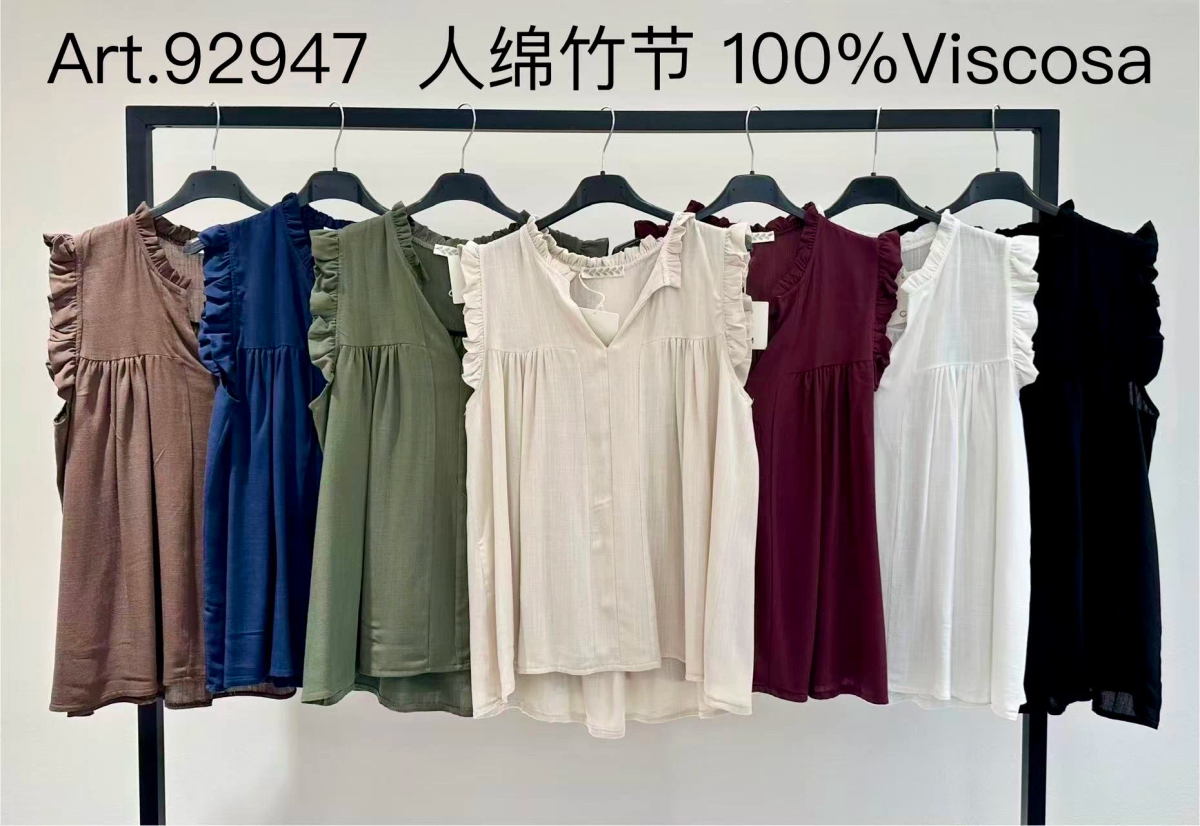 Flowy bohemian chic sleeveless top 2