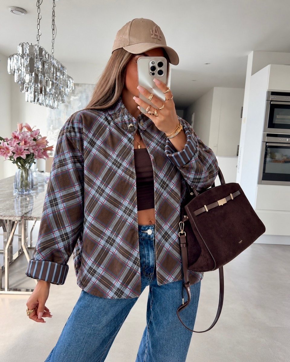 Veste en velours à carreaux et revers rayés