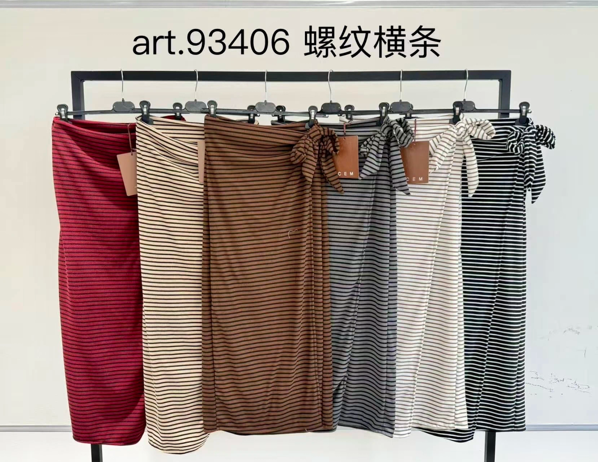 Striped wrap skirt to tie 2