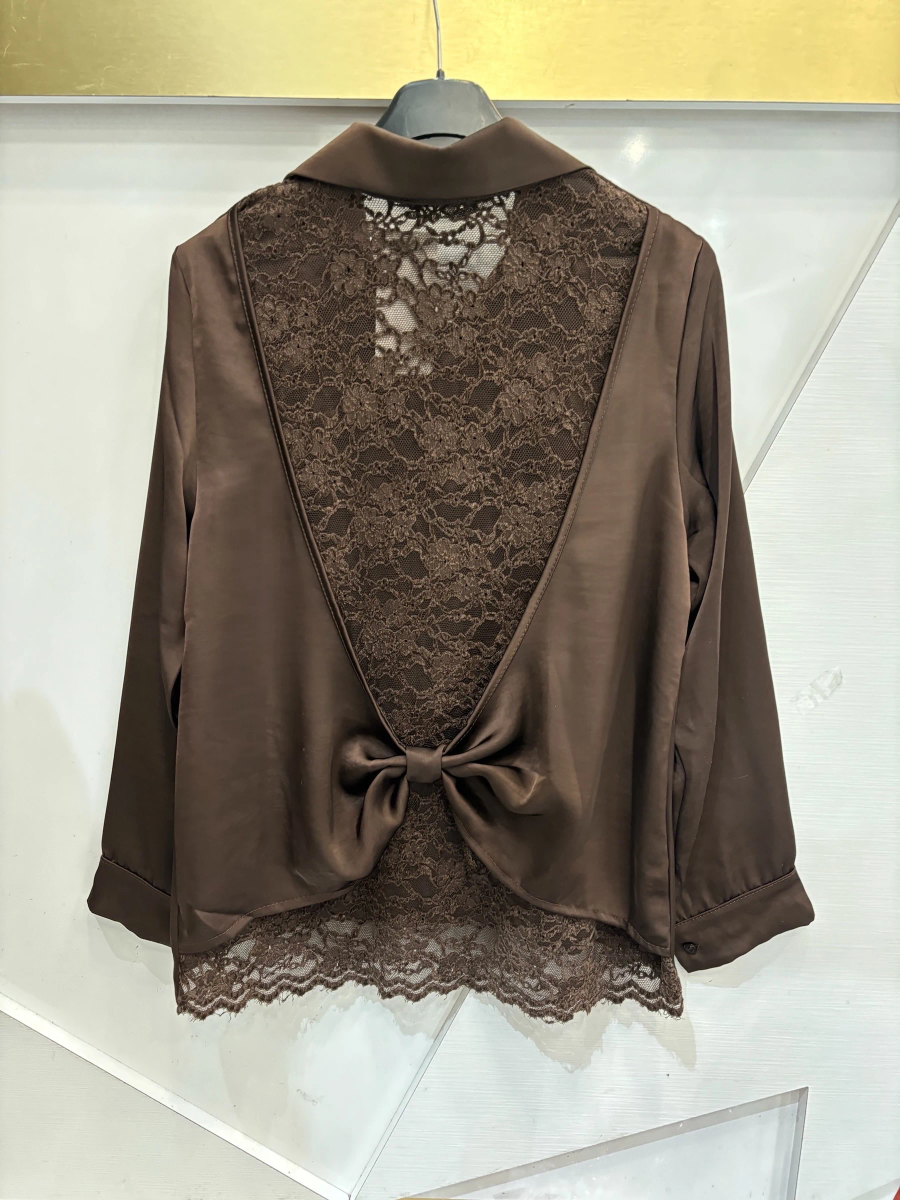 Chemise Oversize dentelle au dos effet satiné 2