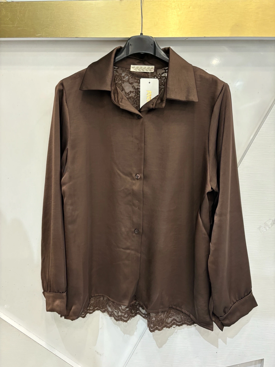 Chemise Oversize dentelle au dos effet satiné 3
