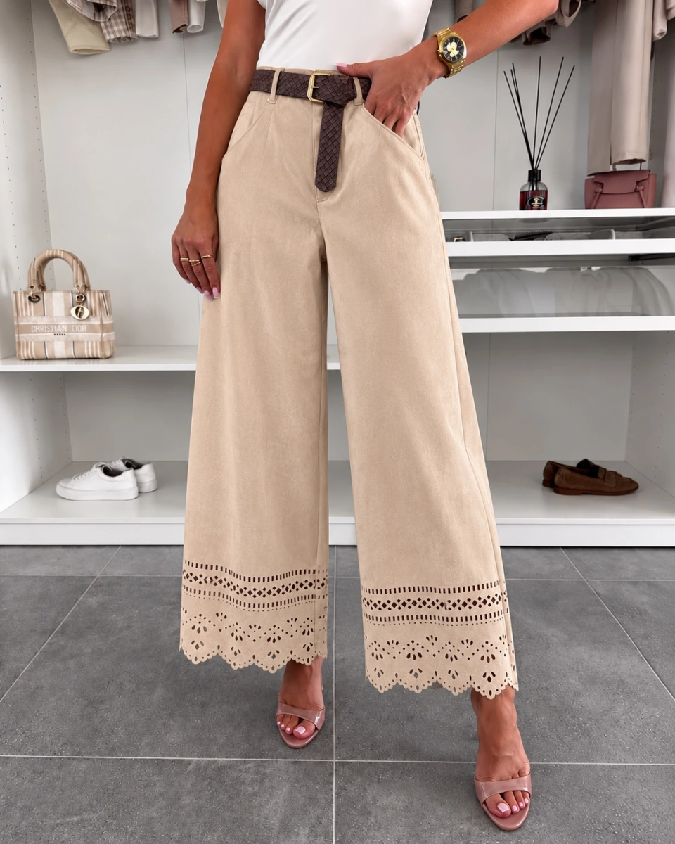 Pantalon en suédine ajourée avec ceinture