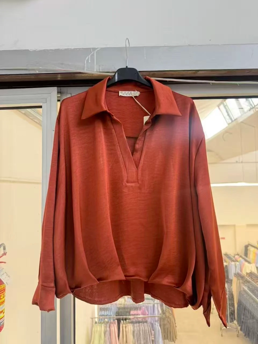 Blouse effet satiné soie fluide col chemise 2